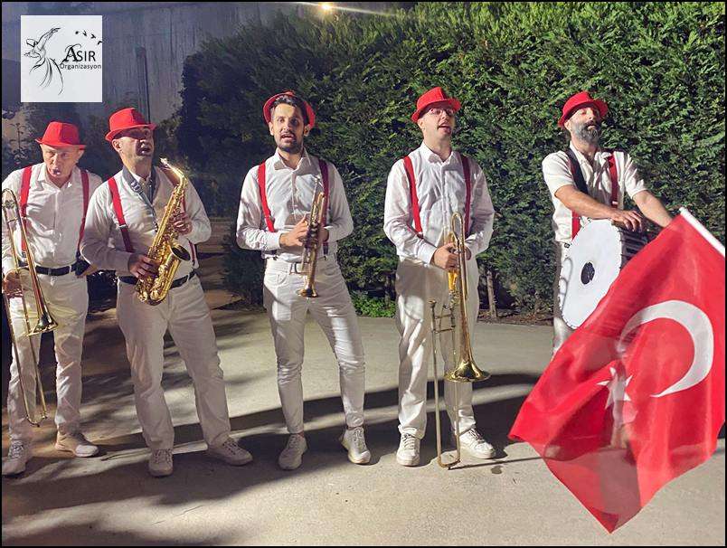 Gelin Almada Bando Ekibi