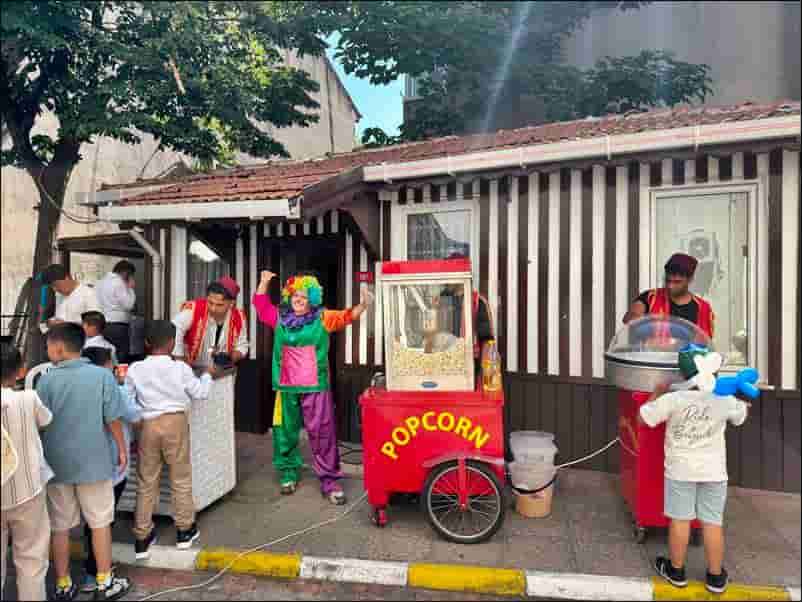 Üsküdarda Popcorn Pamuk Şeker ve Dondurma İkramı